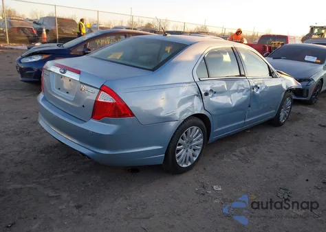 2011 Ford Fusion Hybrid from USA, damaged, VIN 3FADP0L31BR116366